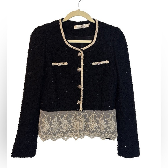 La Suez Jackets & Blazers - ⭐️ La Suez- Elegant Black Lace Trim Women's blazer- medium